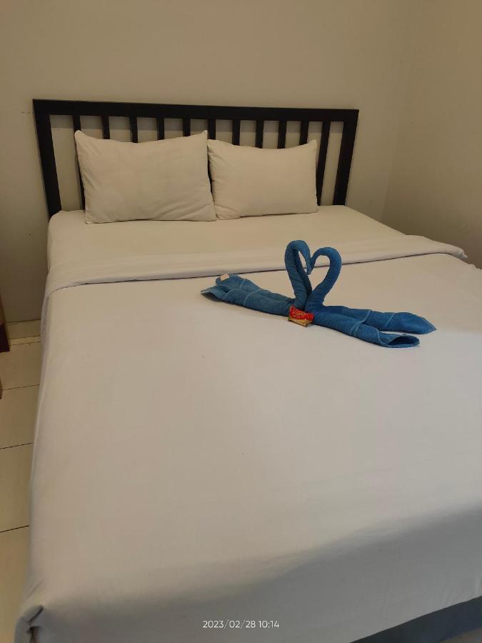 Hotel Syariah Tremigo Guesthouse Cirebon Exterior foto